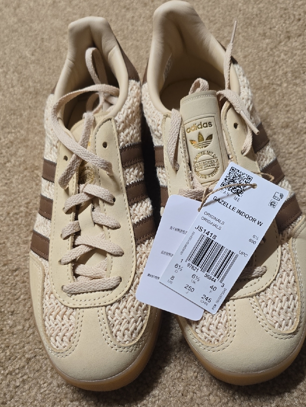 adidas Gazelle Indoor W Sneakers - Beige with Brown Stripes
